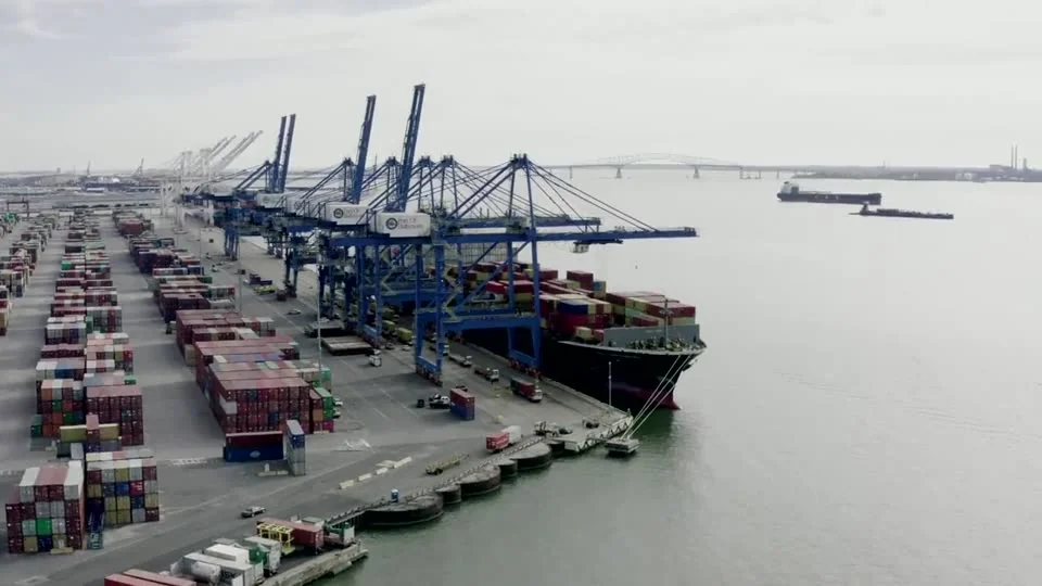 Container terminal and vessel at a port